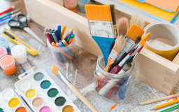 craft-workshop-for-children-L8tnSh