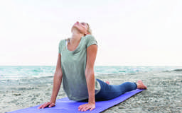 yoga-classique-KwJqXV